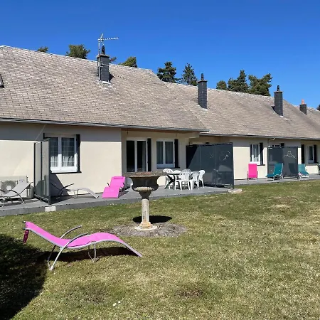 Semesterbostad Les Du Paradis Murol