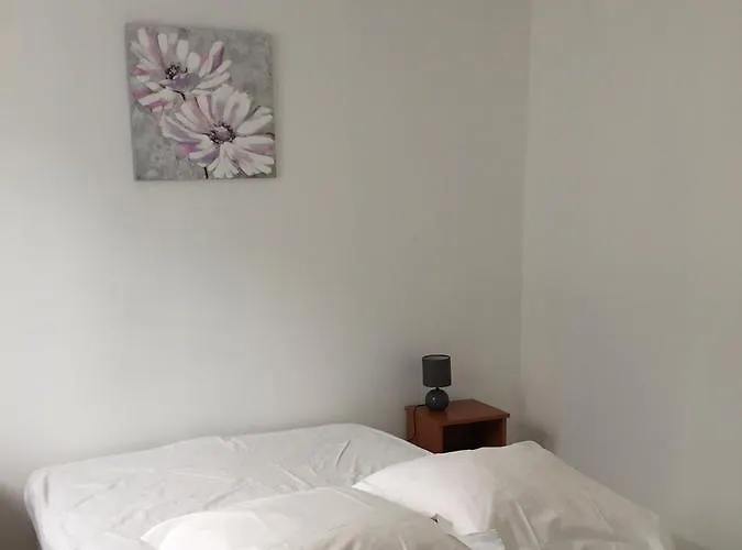 Les Du Paradis Holiday home Murol